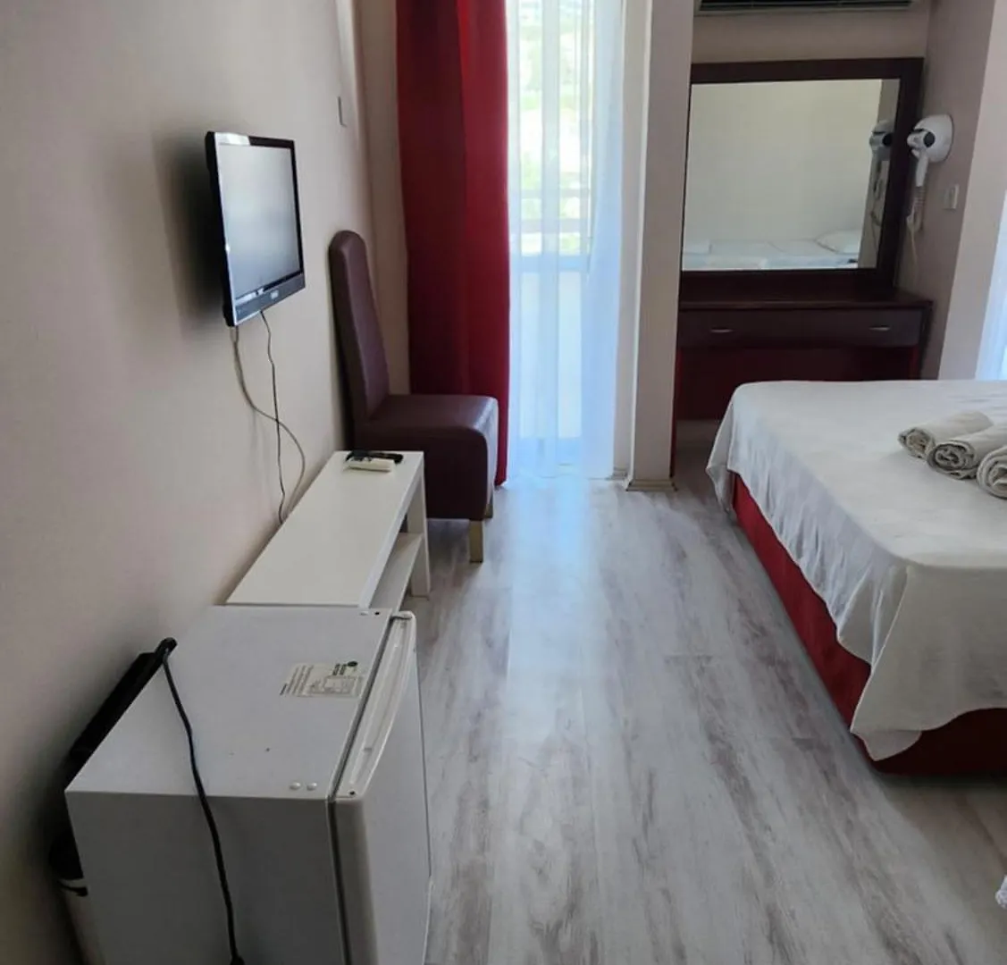 Minay Hotel Kuşadası 0*,