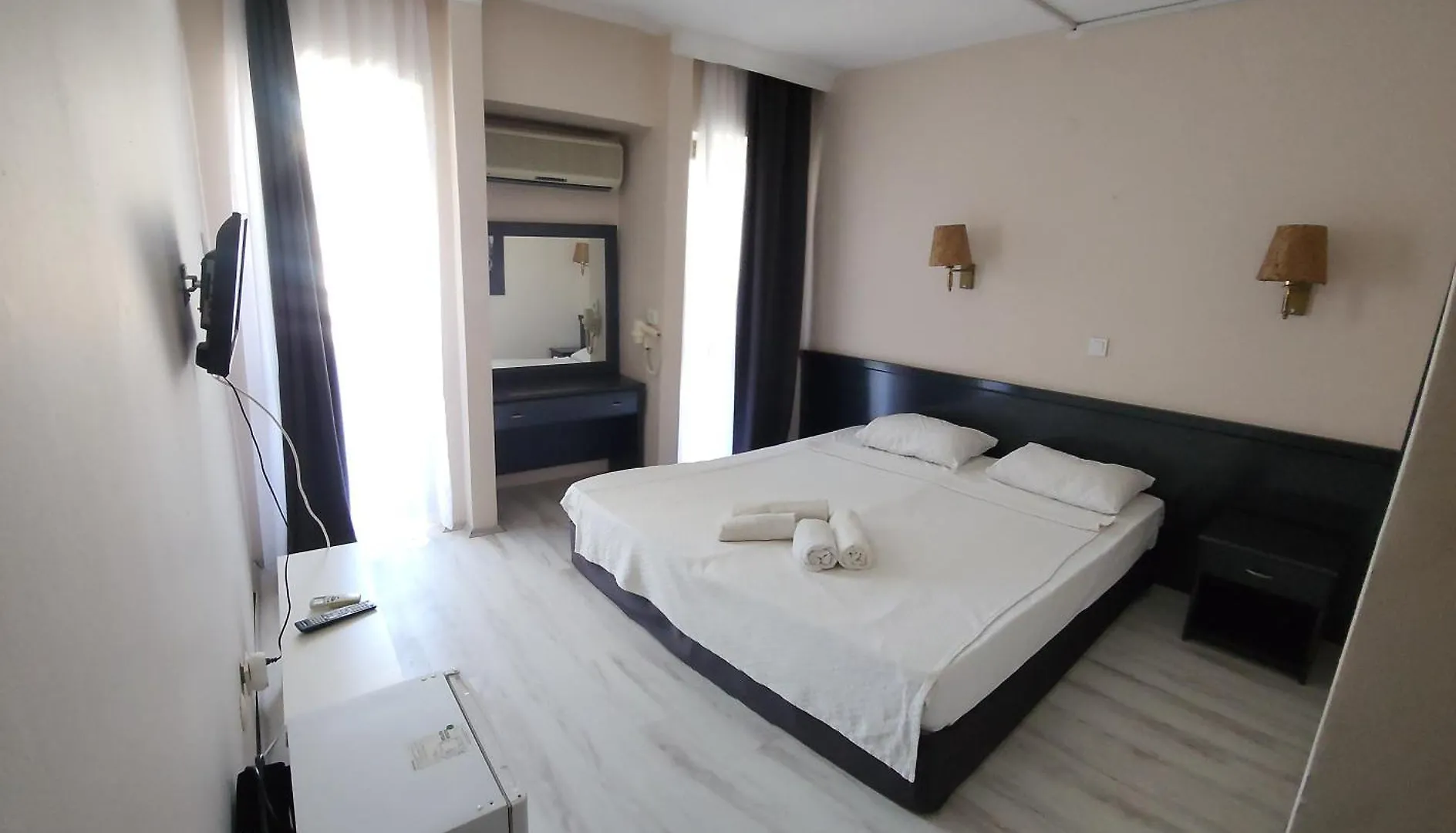 Minay Hotel Kuşadası
